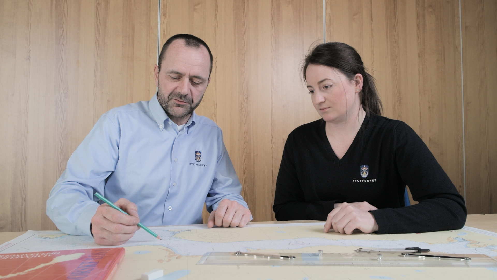 dronefilm og videoproduksjon av informasjonsfilm for bedrifter av fantastiske osberget